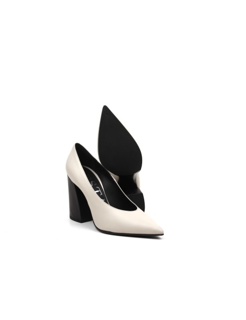 SCARPA CON TACCO VIONNET