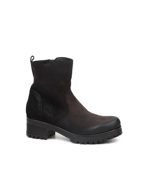 STIEFELETTE P1681