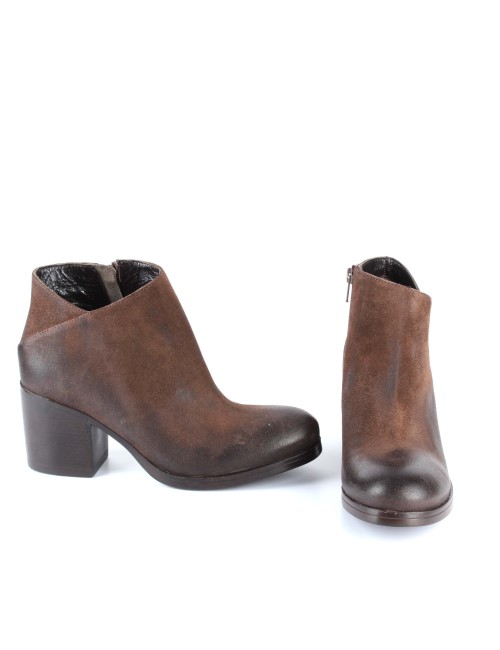 ANKLE BOOT P2138