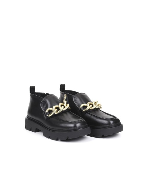 STIEFELETTE UNIVERSECHAIN