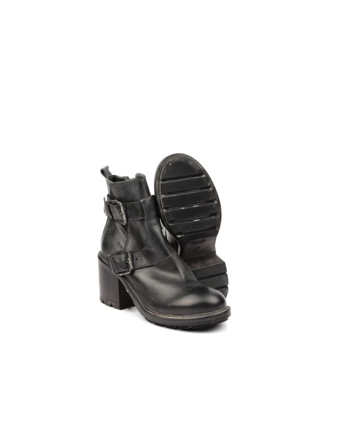 ANKLE BOOT A2136