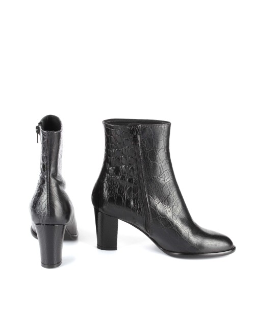 CLAIRE DELEVIGNE 53700