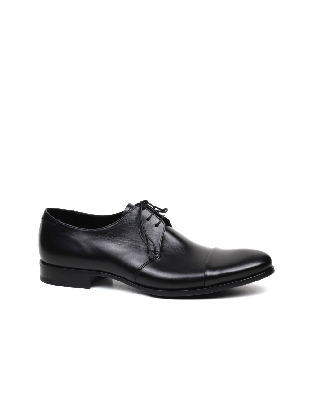 SCHNUERSCHUH FU8300A