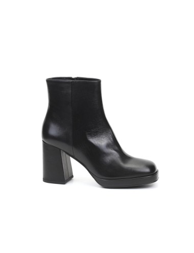 AMOUREX ANKLE BOOT T5300