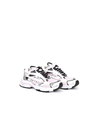 SNEAKER RACE