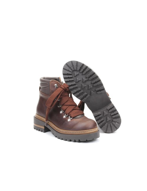 SCHNUERSTIEFELETTE MIT FELL RESIA