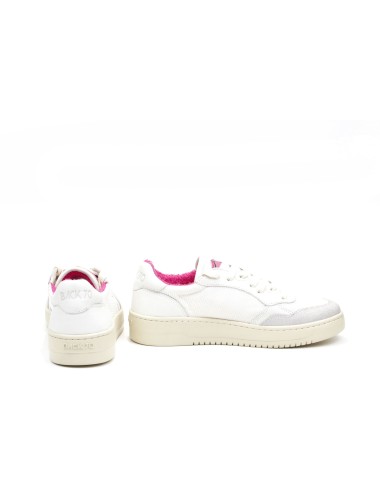 SNEAKER SLAM