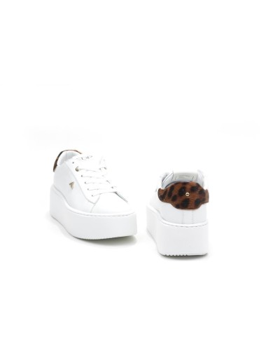 SNEAKER BVLD