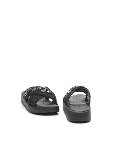 SANDALE 230308