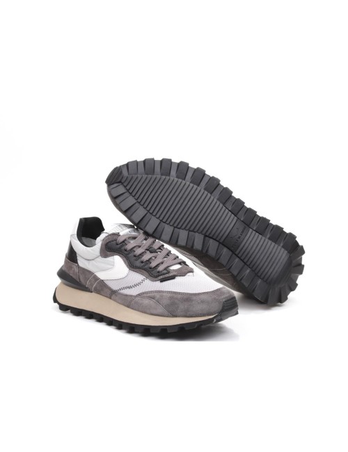 SNEAKER QWARK
