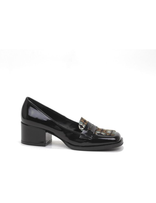SCARPA CON TACCO MT-235