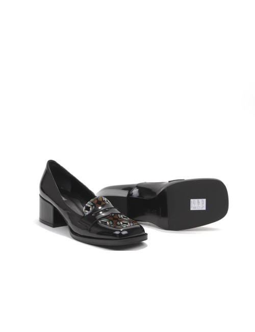 SCARPA CON TACCO MT-235