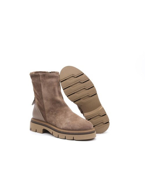 STIEFELETTE IV048