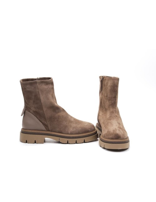 STIEFELETTE IV048
