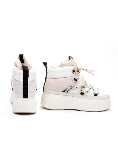 STIEFELETTE MONTANA