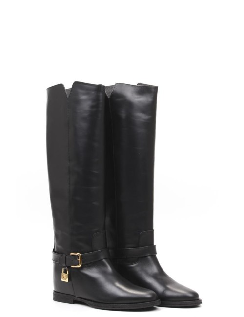 BOOT 4016