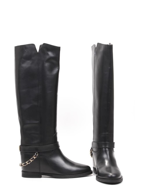 BOOT 4021