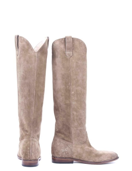BOOT A5677