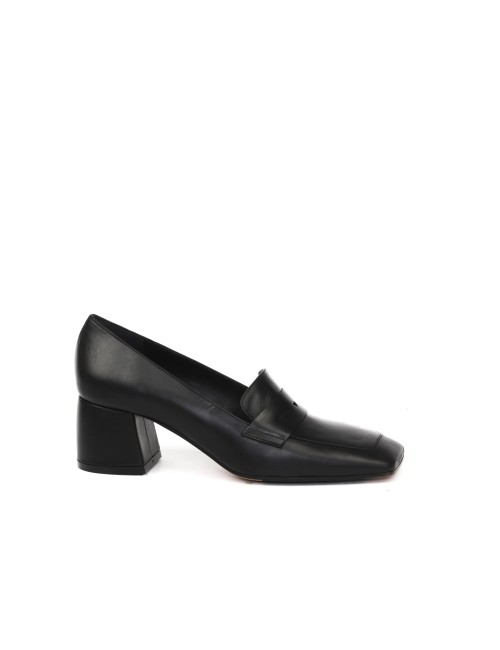 SCARPA CON TACCO SE018