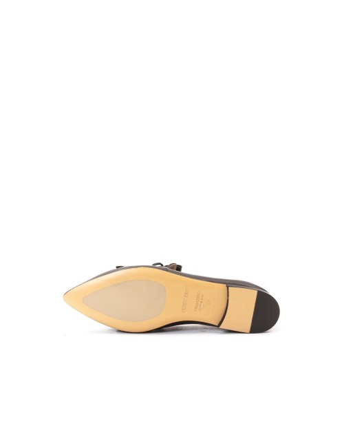 SHOE 1749