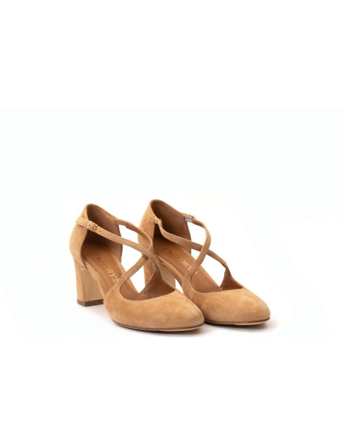 SCARPA CON TACCO EN801