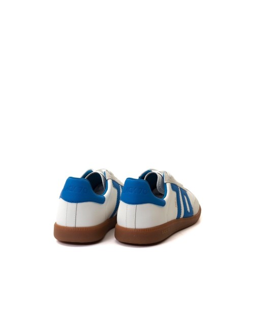 SNEAKER CLOUD