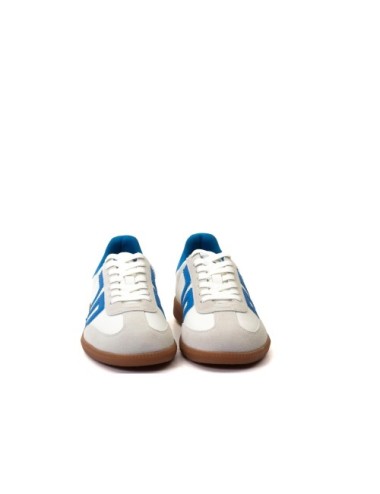 SNEAKER CLOUD