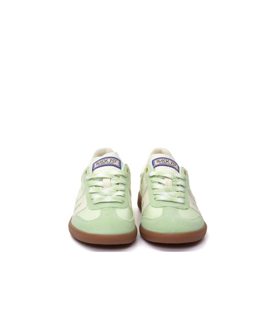 SNEAKER GHOST