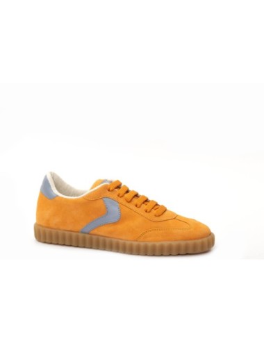 SNEAKER INES